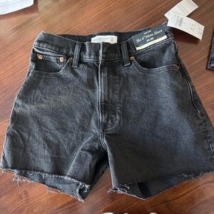 NWOT Abercrombie & Fitch denim shorts